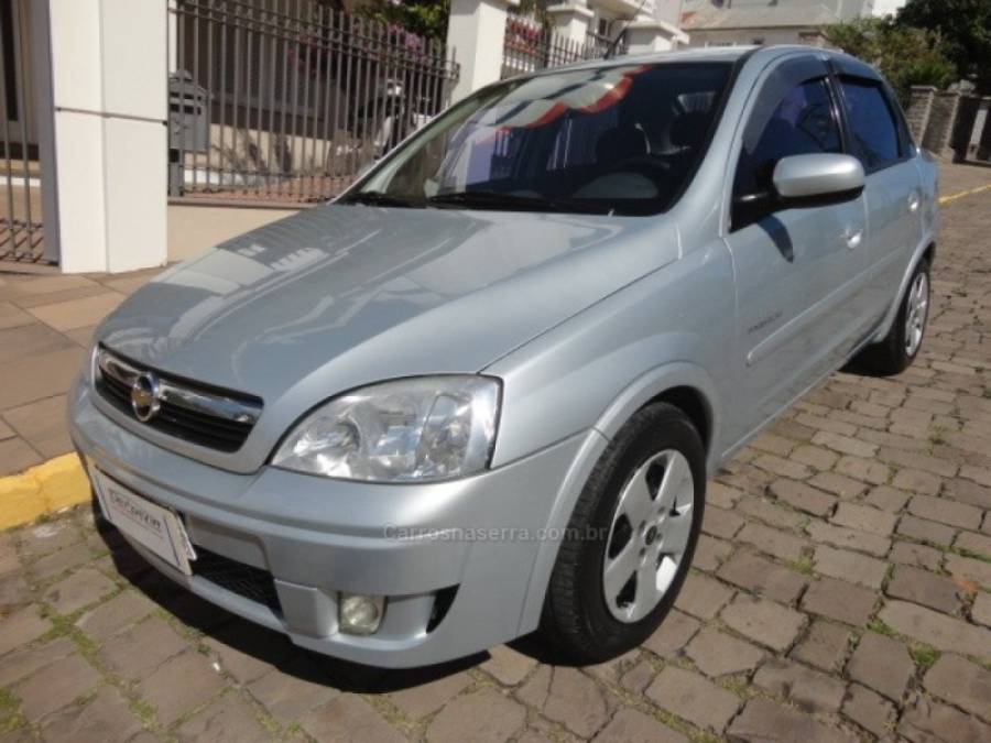CHEVROLET - CORSA - 2008/2009 - Prata - R$ 31.000,00