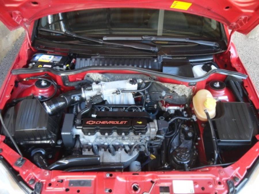 CHEVROLET - CORSA - 2004/2004 - Vermelha - R$ 23.000,00