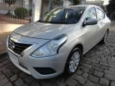 NISSAN - VERSA - 2015/2016 - Prata - R$ 52.000,00