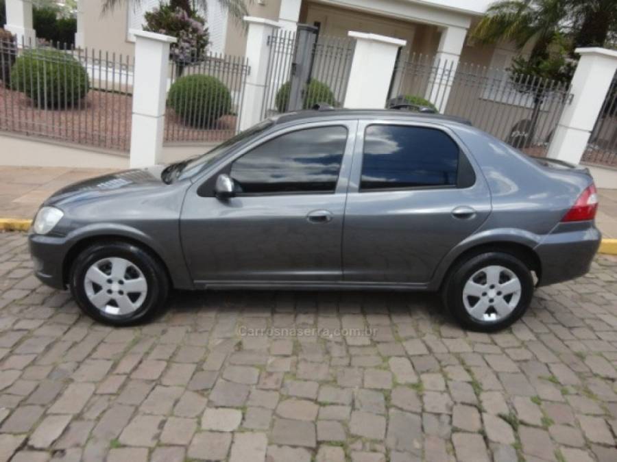CHEVROLET - PRISMA - 2012/2012 - Cinza - R$ 34.000,00
