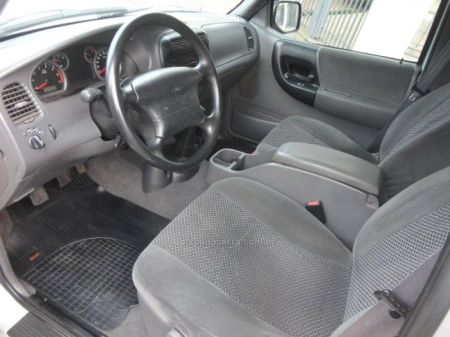 FORD - RANGER - 2007/2008 - Prata - R$ 56.000,00