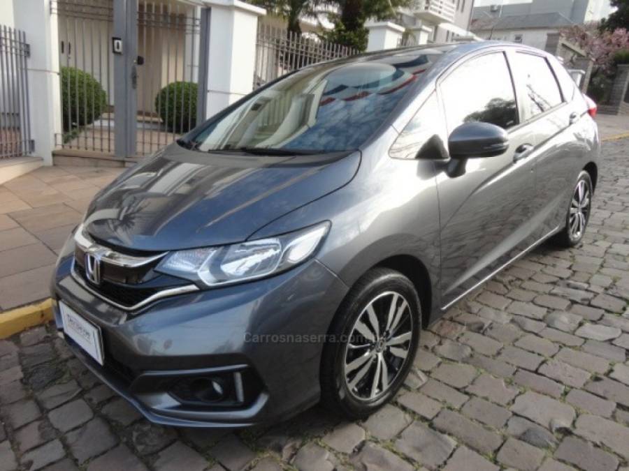 HONDA - FIT - 2018/2018 - Cinza - R$ 79.000,00