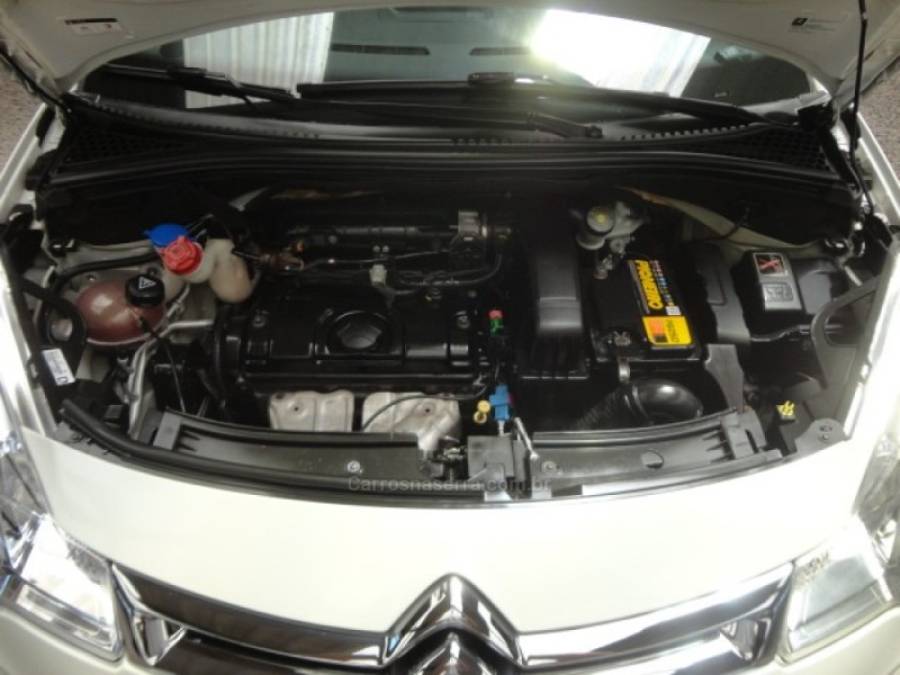 CITROËN - C3 - 2014/2015 - Branca - R$ 44.000,00