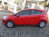 FORD - FIESTA - 2012/2013 - Vermelha - R$ 42.000,00