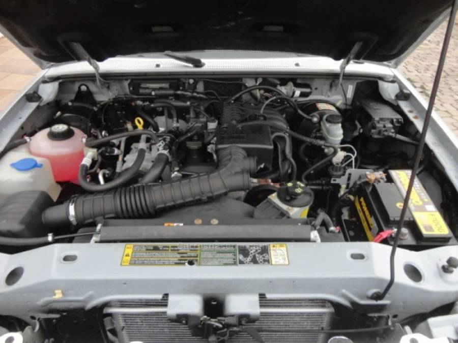 FORD - RANGER - 2007/2008 - Prata - R$ 56.000,00