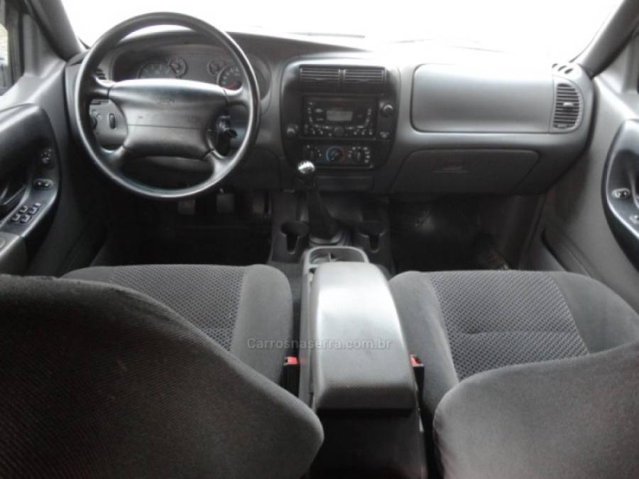 FORD - RANGER - 2007/2008 - Prata - R$ 56.000,00