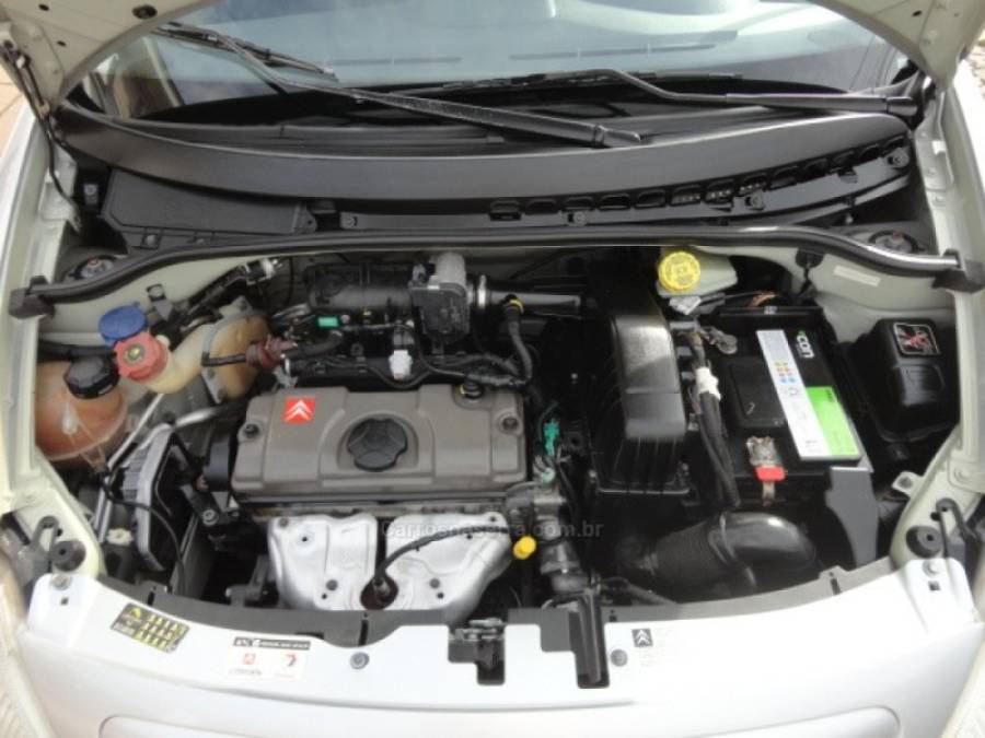 CITROËN - C3 - 2006/2007 - Prata - R$ 23.000,00